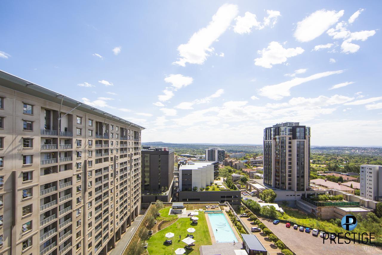 Prestige Apartments Sandton At Westpoint Johannesburgo Exterior foto